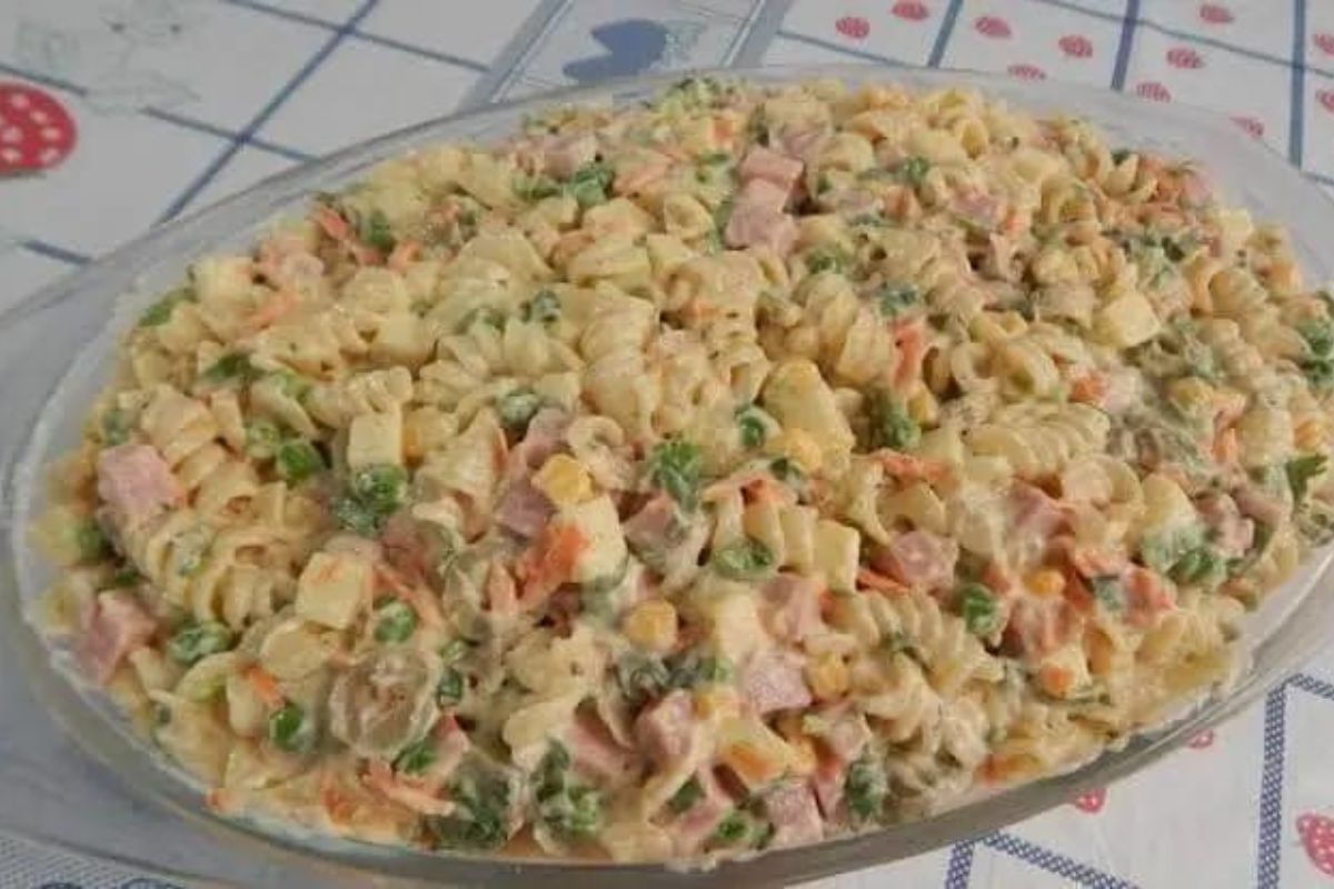 Deliciosa Salada de Macarrão