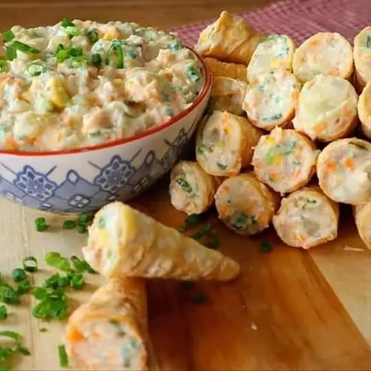 Canudinhos de maionese de atum pratica