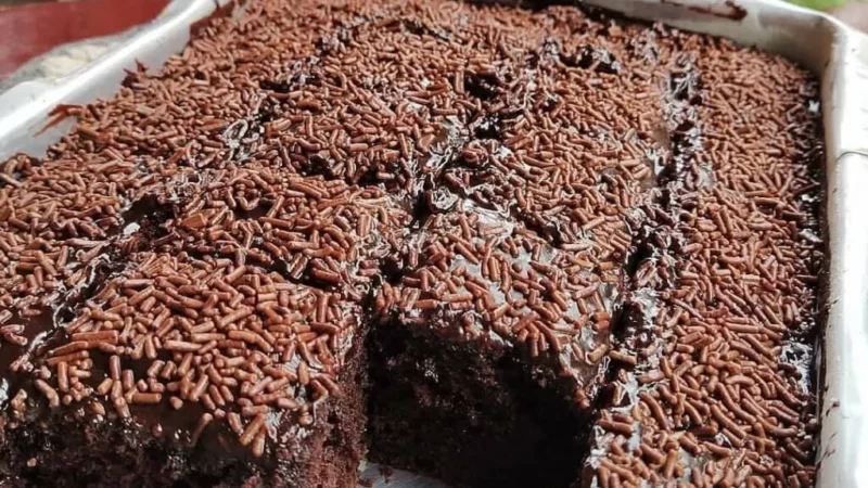 Como fazer bolo de chocolate fofinho e umido de liquidificador