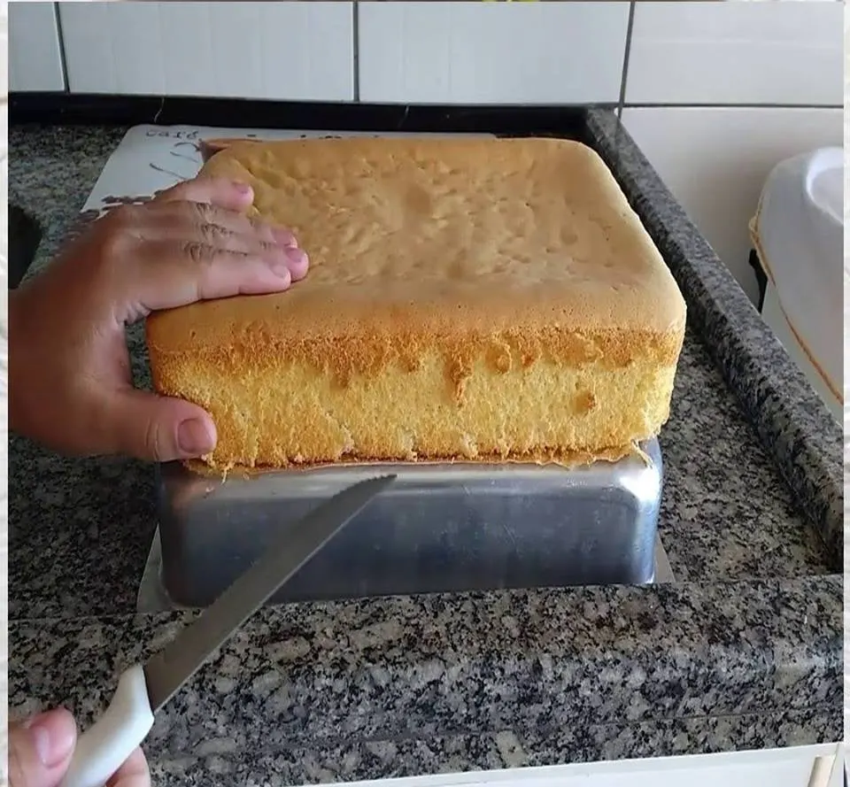 Receita de bolo pão de ló de liquidificador simples