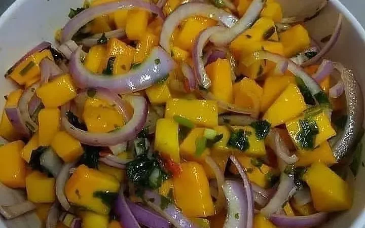 Salada de manga facil almoço